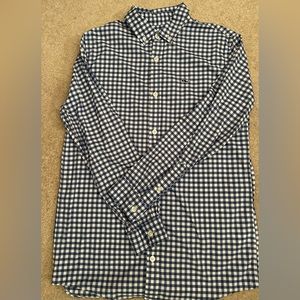 Vineyard Vines Boys Performance Button Down. Size M (12-14). Great condition